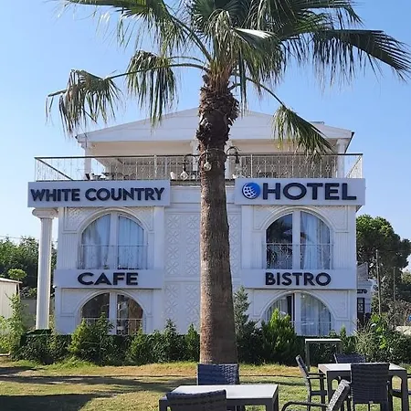 White Country Boutique Hotell 3*
