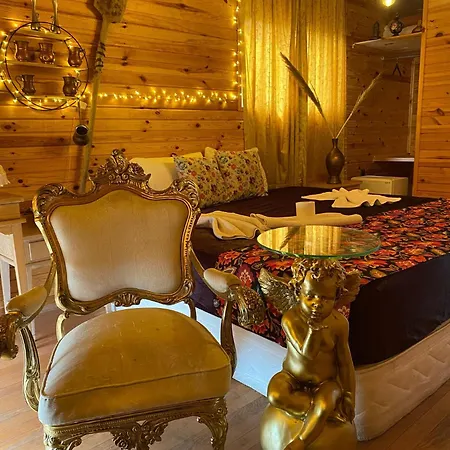 White Country Boutique Hotell 3*