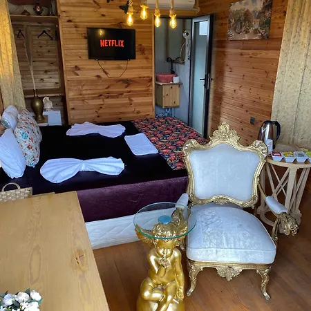 White Country Boutique Hotell