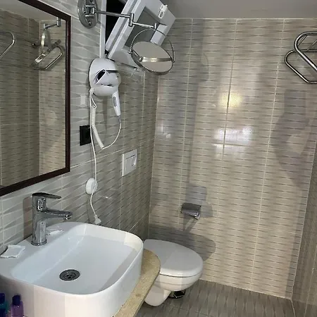 White Country Boutique מלון 3*